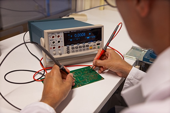 NCAB lab Sweden - measuring the conductivity of a circuit board